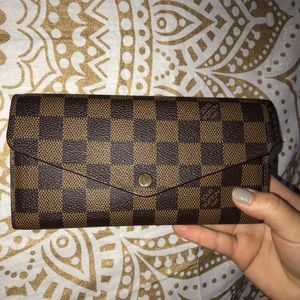 Louis Vuttion Wallet